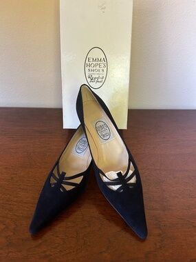 Emma Hope's Shoes Navy Suede Pumps - Never Worn